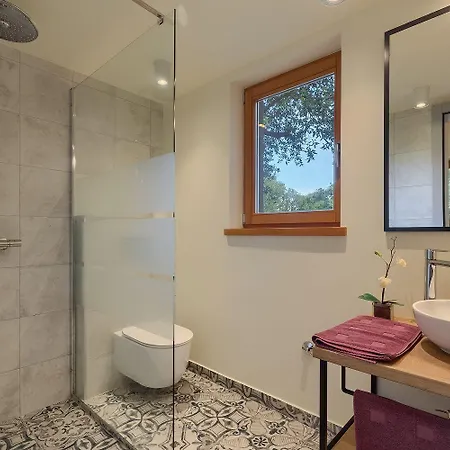 Moderne Finca Mit Privatpool, 100 Meter Strand *