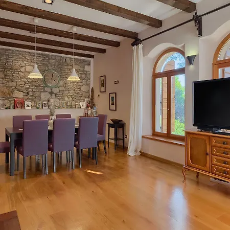 Holiday home Moderne Finca Mit Privatpool, 100 Meter Strand Pula