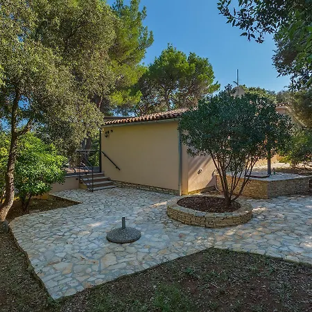 Moderne Finca Mit Privatpool, 100 Meter Strand Póla