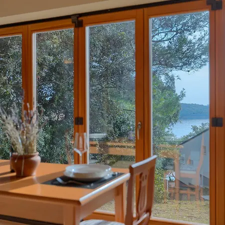 Moderne Finca Mit Privatpool, 100 Meter Strand * بولا