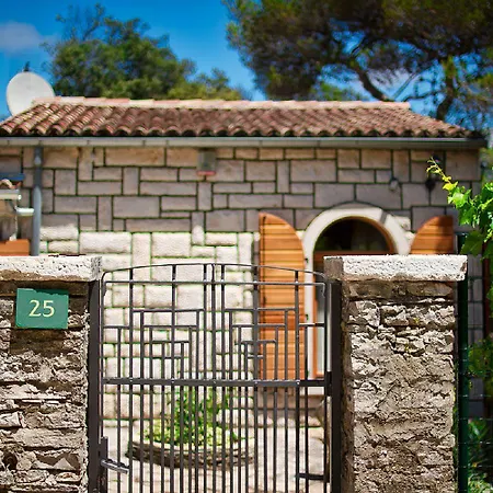 Moderne Finca Mit Privatpool, 100 Meter Strand
